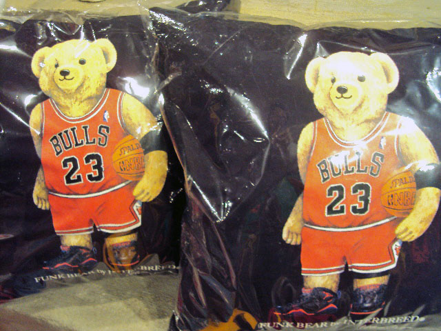 Re-stock MJ Pillow_d0148735_16594325.jpg