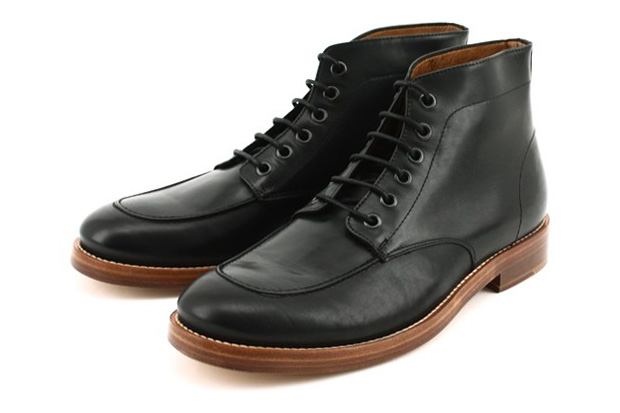 A.P.C. Work Boots_a0118453_1215267.jpg