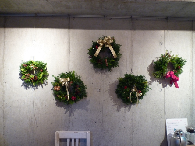 クリスマス・リース…_b0093660_22492865.jpg
