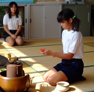 伝統芸能　茶道を学ぶ_d0153294_15462616.jpg