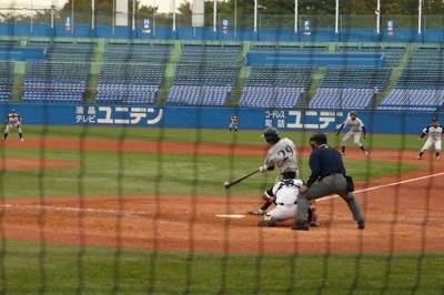 明治神宮大会 大学の部 九州産業大対佛教大_b0166128_1029769.jpg
