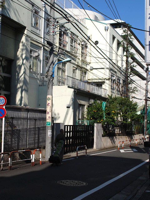 東京都新宿区立津久戸小学校(昭和モダン建築探訪)_f0142606_830331.jpg