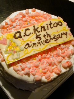 a.c.knit∞ 5th anniversary!と・・・YOCOラボcake。_f0177295_10304972.jpg