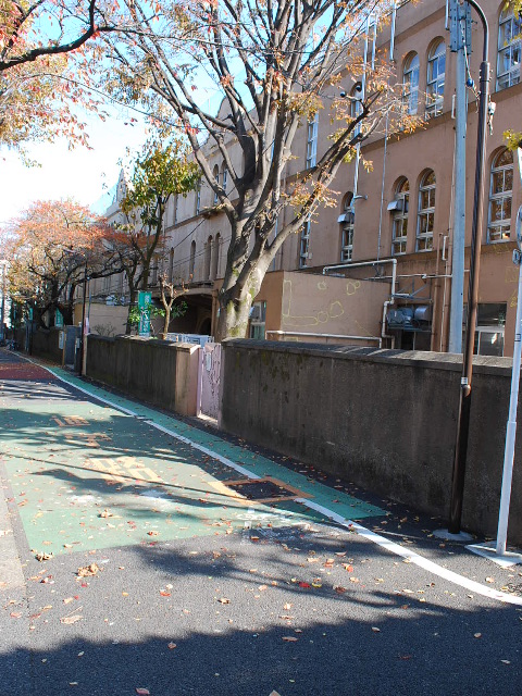 東京都新宿区立早稲田小学校(昭和モダン建築探訪)_f0142606_2034754.jpg