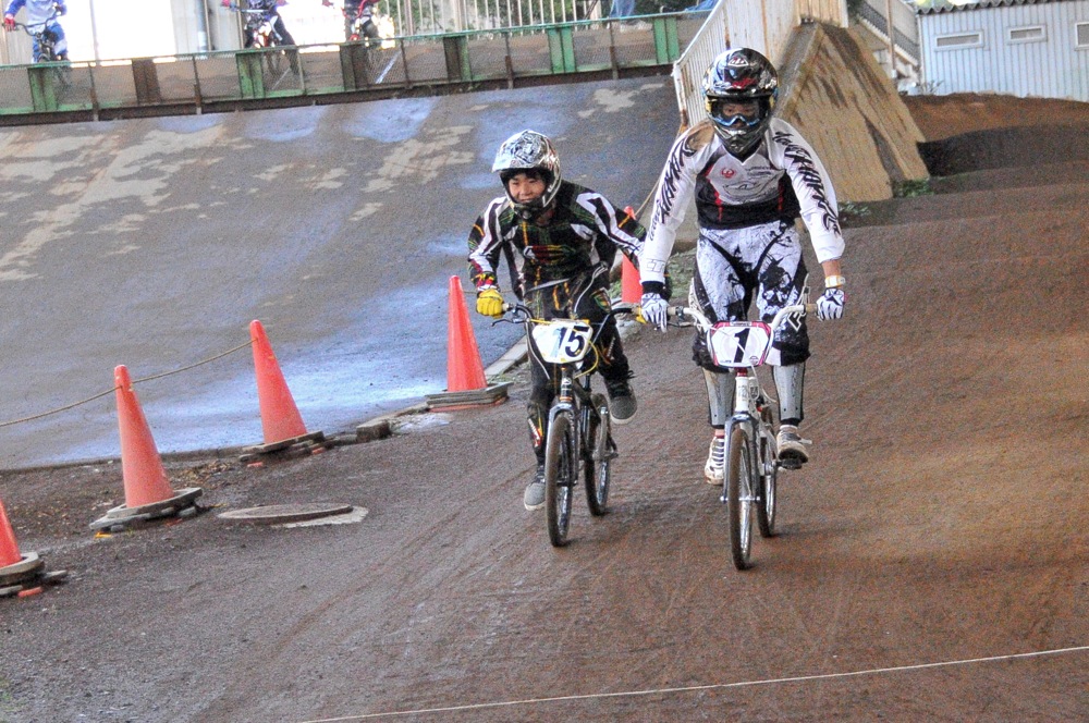 2009JOSF川口ゴリラ公園１２月定期戦VOL1：14/３０オーバー、エキスパートクラス決勝_b0065730_1819710.jpg