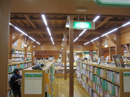 こども図書館_d0124543_7155445.jpg