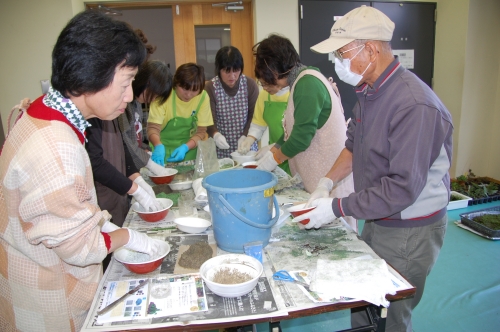 「エコでクリスタル容器作り」　in　せんなん里海公園_c0108460_128215.jpg