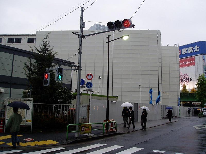 さよなら交通博物館 建物の解体状況(2)_f0030574_22273079.jpg
