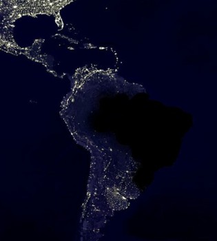 真っ暗闇に包まれたブラジルの夜_b0103289_9202012.jpg
