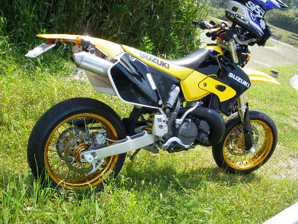 ＲＭＸ２５０モタード_c0036096_20233642.jpg