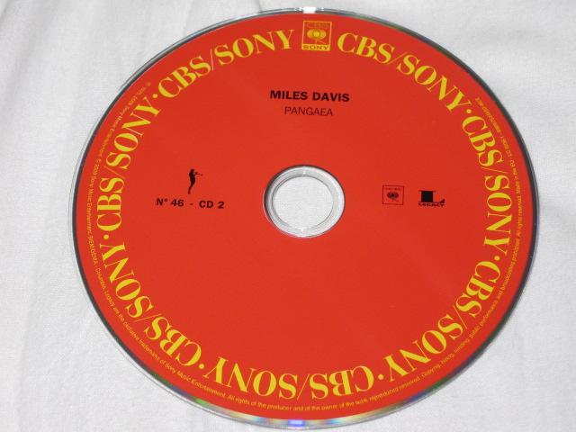 MILES DAVIS / The Complete Columbia Album Collection_b0042308_2283271.jpg