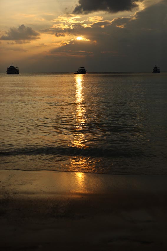 Koh Tao / Photo by Yam  _b0149365_29672.jpg