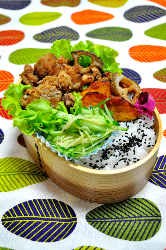 唐揚げとキュウリ生姜サラダ弁当_b0171098_893598.jpg