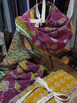 made in India ~JEANETTE FARRIER~_e0127399_1833545.jpg