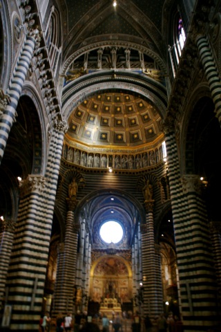 SIENA_c0199431_22031.jpg