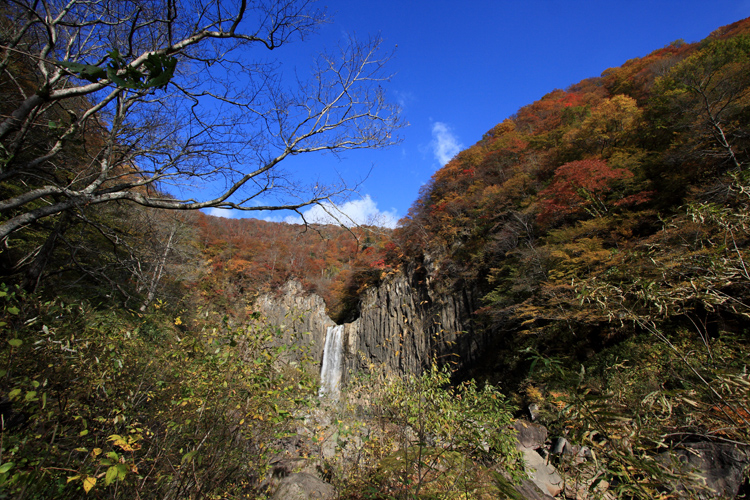 妙高高原苗名滝の紅葉（最終回）_c0198351_633837.jpg