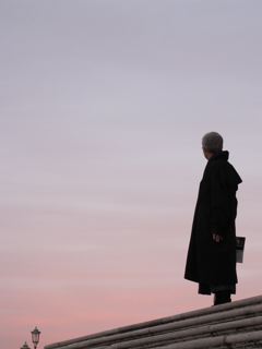 夕焼けにたたずむ人たち Kyocoholic 夕焼けにたたずむ人たち Kyocoholic