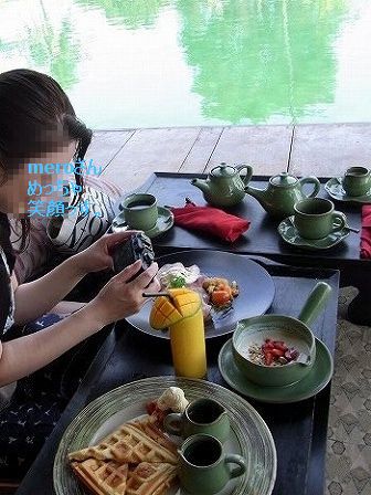 Tugu Lombok  ～3日目朝食と パブリックプールの記録～_a0074049_316114.jpg