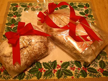 クリスマス用のパンできました_c0172969_172449.jpg