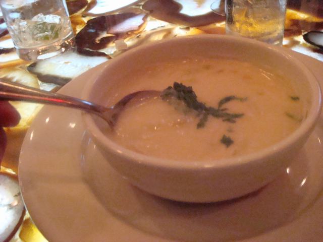 コンサートの後はCHOWDER HOUSEで夕食、_d0100880_23265070.jpg