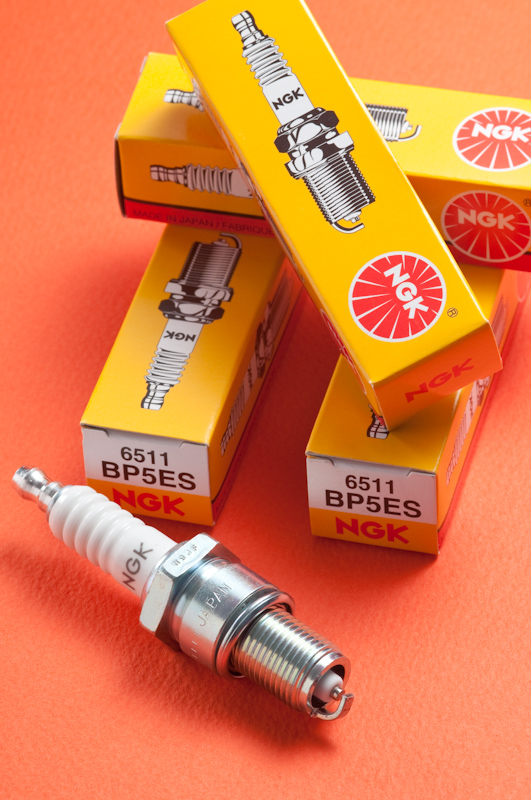 スパークプラグの交換 78 350km kmからのトゥインゴ生活