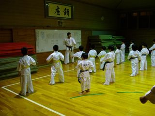 麻生道場_c0118332_22321637.jpg