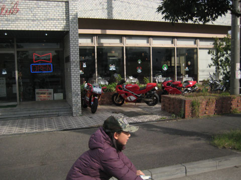 b0097200_23145328.jpg