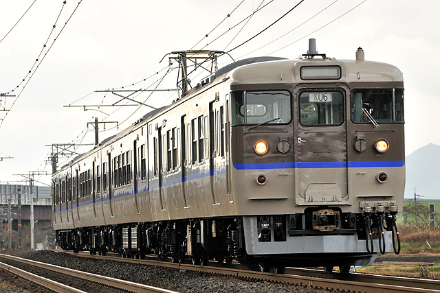 Ef65 1037と115系カフェオレ色 ｔｙｏ ｓｔｄのおきらく写真生活