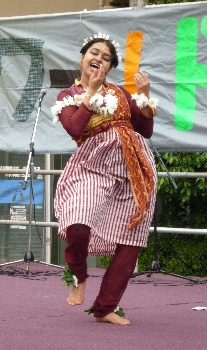 f0126515_1293097.jpg