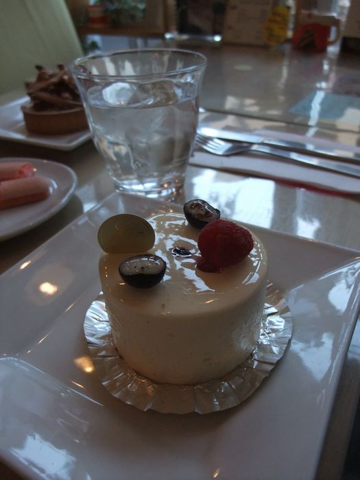 今年のクリスマスケーキはここにしようかな クール オン フルール はらぺこラッコの横浜散歩
