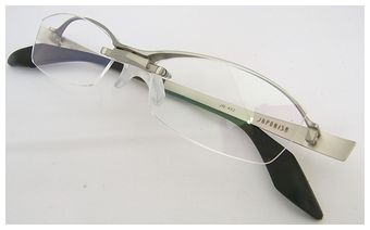 チタン製のジャポニスム。 by甲府店_f0076925_17503010.jpg