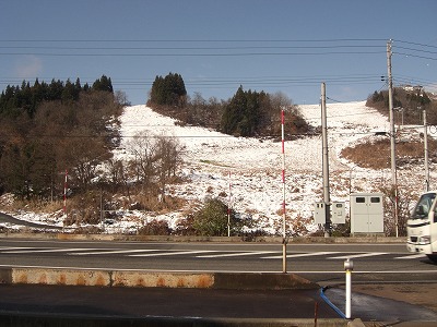 浦佐スキー場の雪_a0084753_1132571.jpg