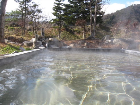 アルプスの見える露天風呂_b0140235_21210100.jpg
