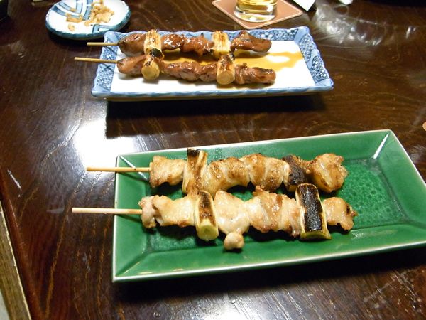 鶏の栄養たっぷり、コラーゲンたっぷりの、激旨水たきでござーい！　新宿　鳥源_b0098884_23132239.jpg