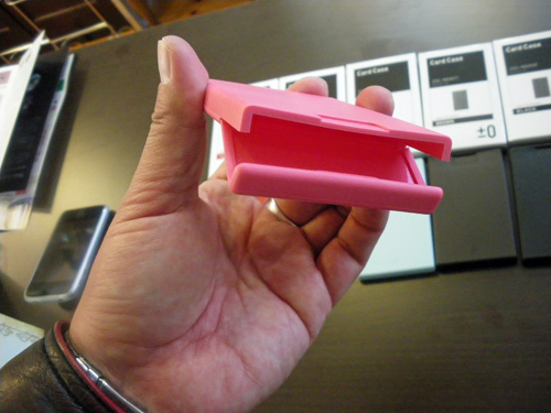 ±0 ~2.5Rの秘密 そして、いよいよMAGIC BALL x PANTONE 到着か!?_b0125570_11241444.jpg