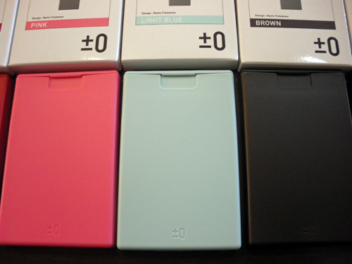 ±0 ~2.5Rの秘密 そして、いよいよMAGIC BALL x PANTONE 到着か!?_b0125570_1124476.jpg