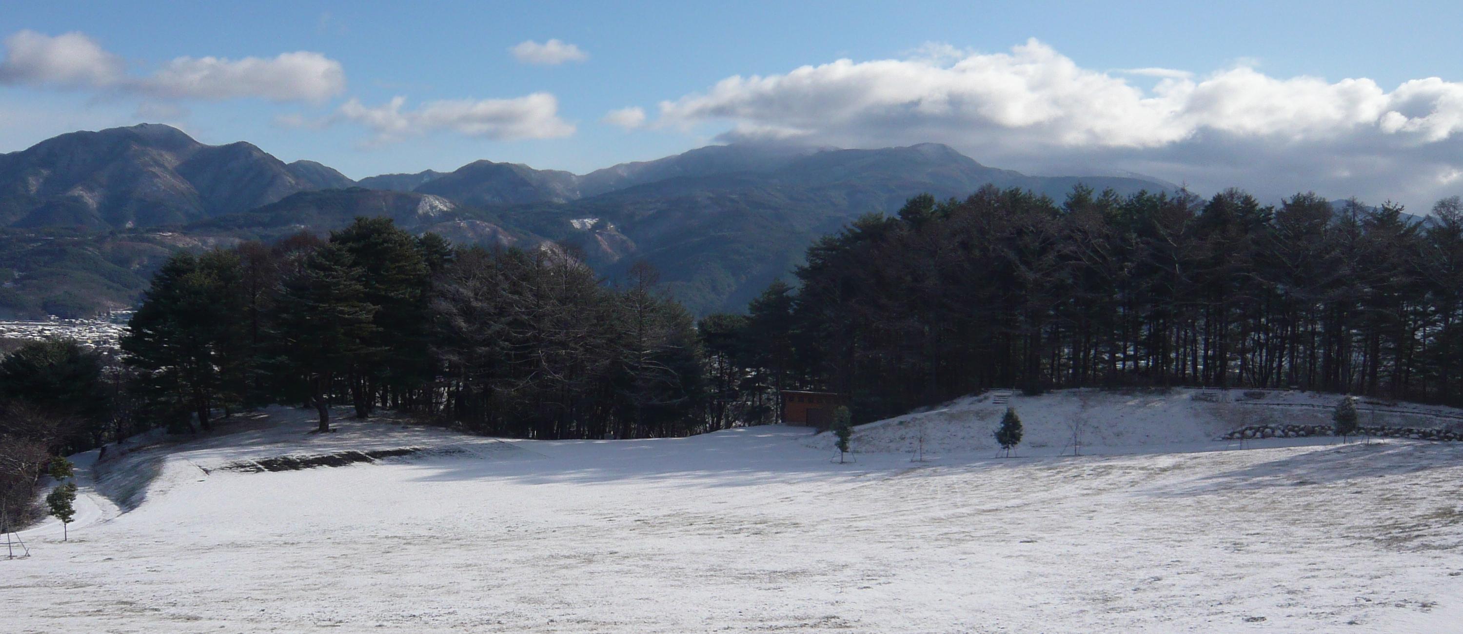 初雪♪　アルプス公園_c0140260_2154917.jpg