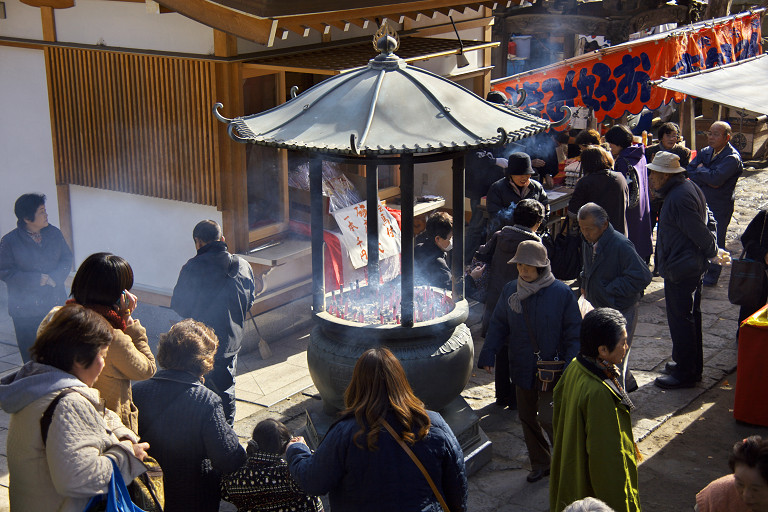 飯泉観音だるま市（12月17日）_c0057265_845771.jpg