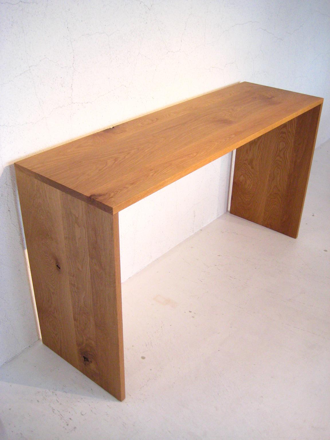 GATE COUNTER TABLE_c0146581_1511289.jpg