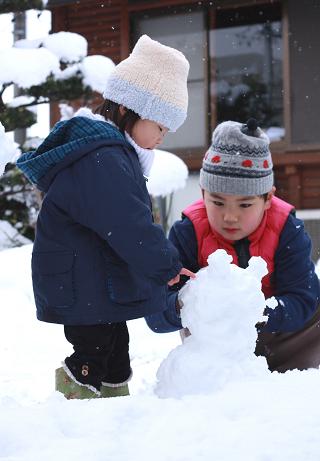 久しぶりの積雪、そしてシュシュシュシューシューー！_c0134408_1395131.jpg