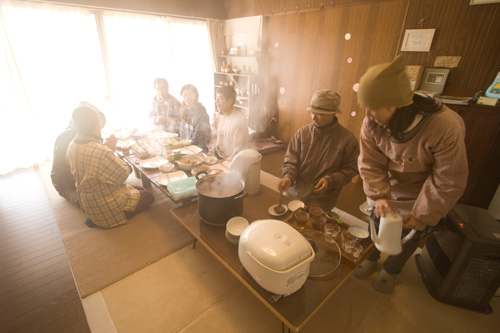 ひだまり　丸太小屋建設記その6　棟上げ。_a0096313_145535100.jpg