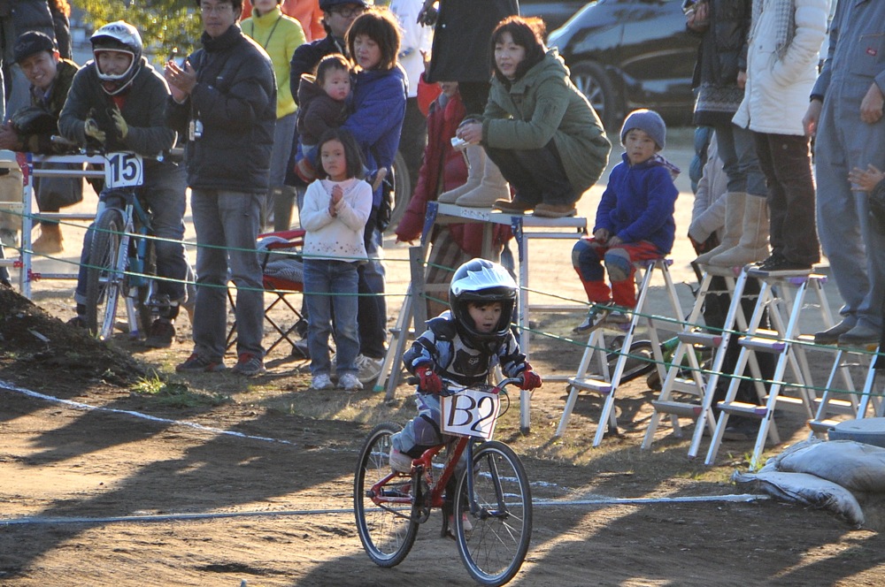 2009JOSF緑山ファイナルレースVOL4：ビギナー、パウダークラス決勝_b0065730_144810100.jpg