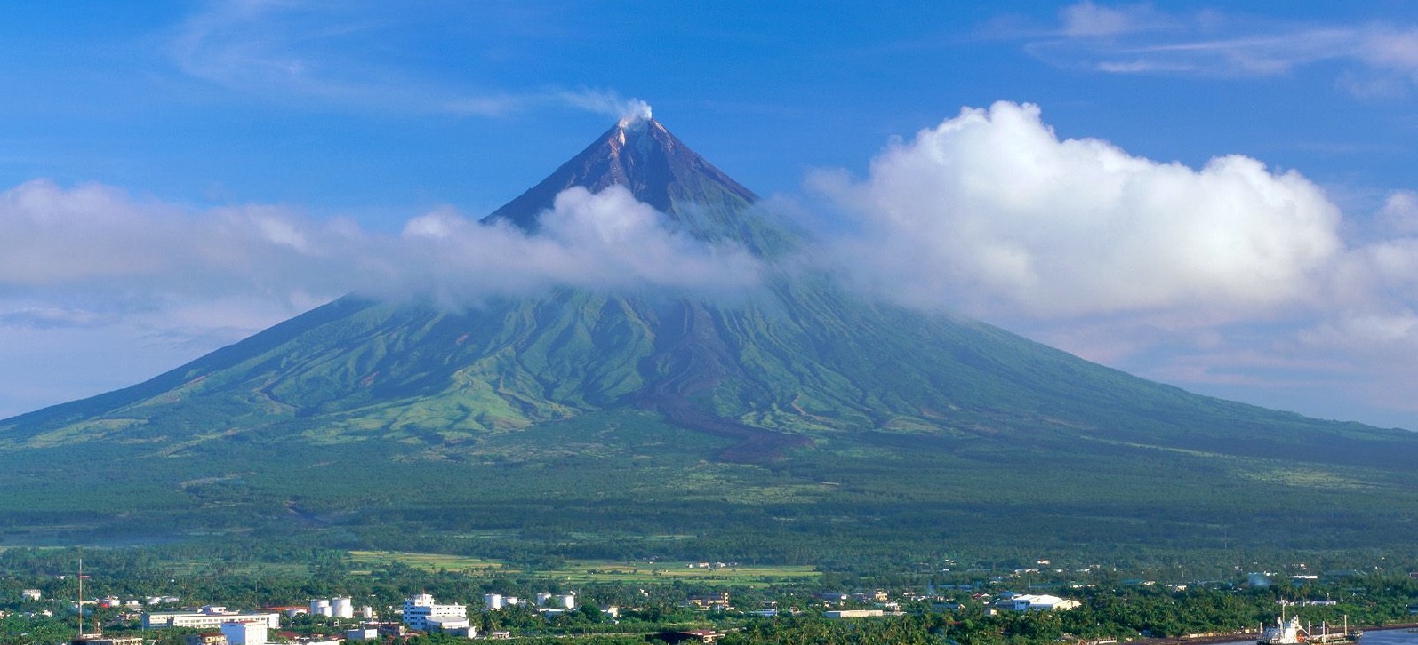 フィリピン、マヨン山、噴火間近_d0115156_1051366.jpg