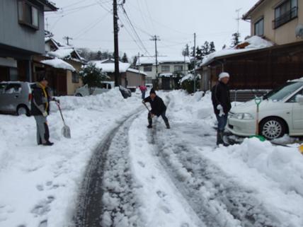 日曜日は　この冬一番の積雪でした_f0103062_08582.jpg