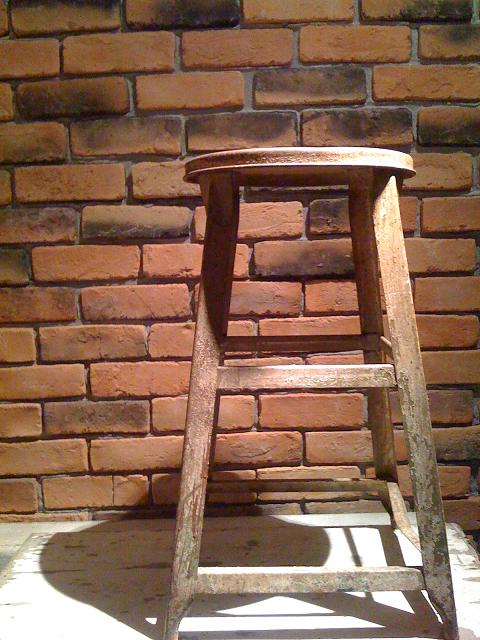 stool_f0120983_18435967.jpg