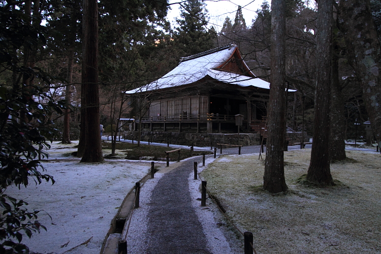 三千院_e0051888_14585054.jpg