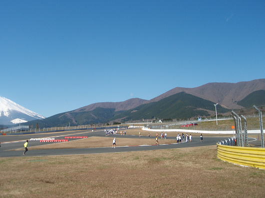 2009年のラストレースは「富士マラソンフェスタ2009」で_b0055202_0165583.jpg