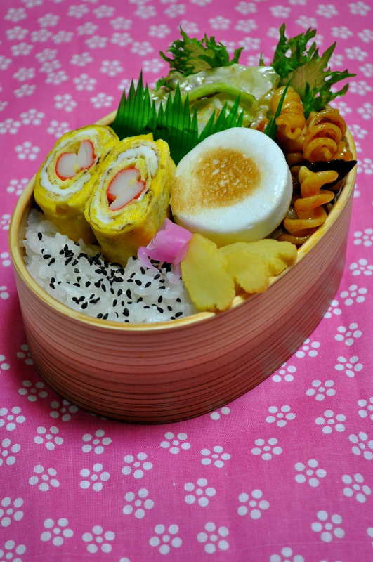 丸はんぺんと玉子焼きのお弁当_b0171098_749435.jpg