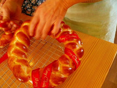１２月２３日（祝）　クリスマスのパン（日本ニーダー代官山SR)_d0138307_205951.jpg