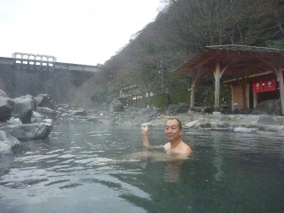 湯原温泉 混浴露天風呂+油屋_b0054727_21272851.jpg